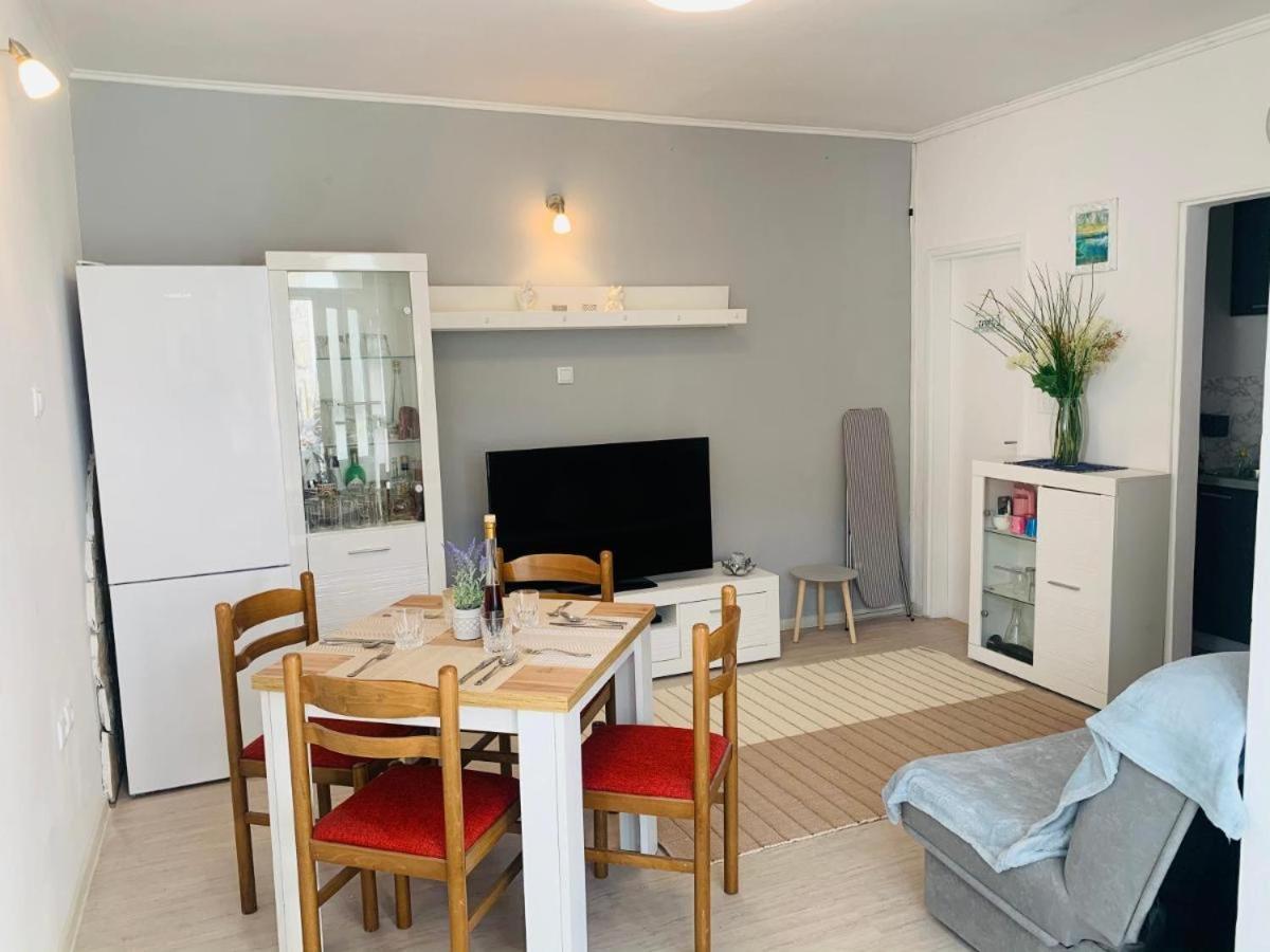 Apartman Flora'S Garden Appartement Korčula Buitenkant foto